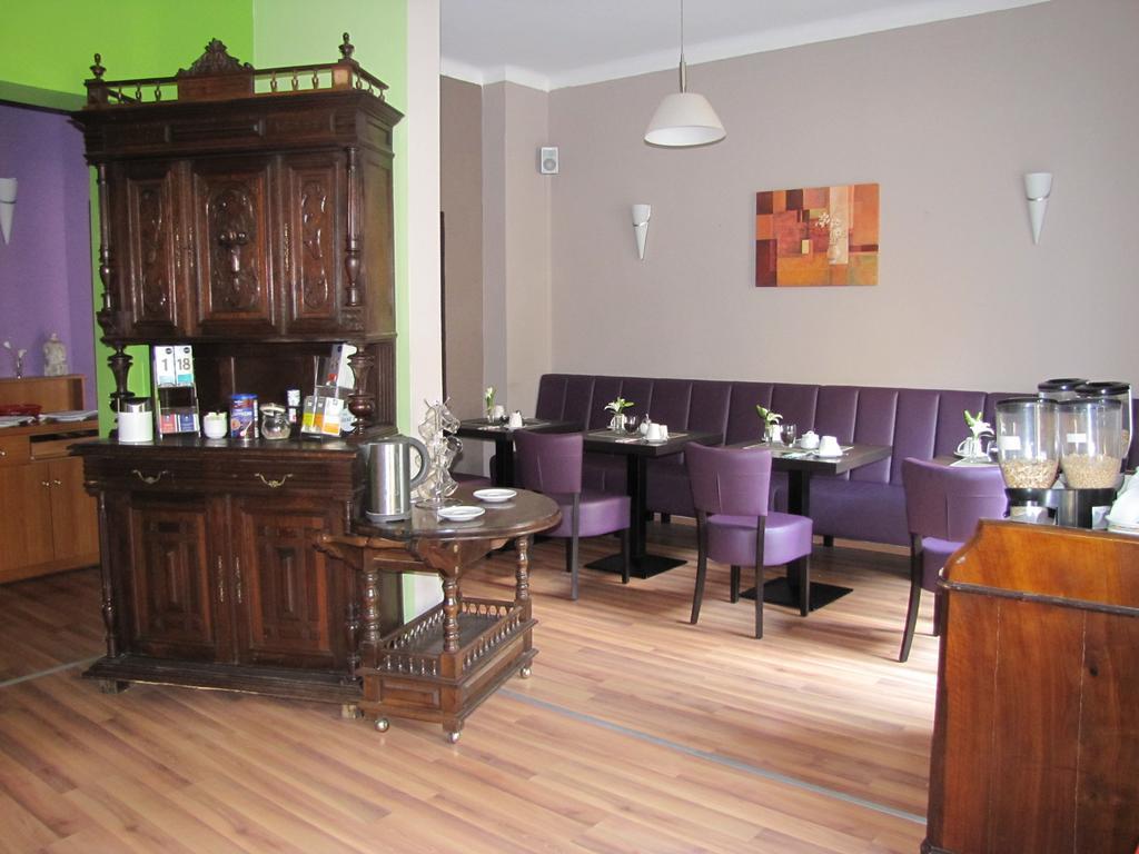 Central Hotel Gera Esterno foto