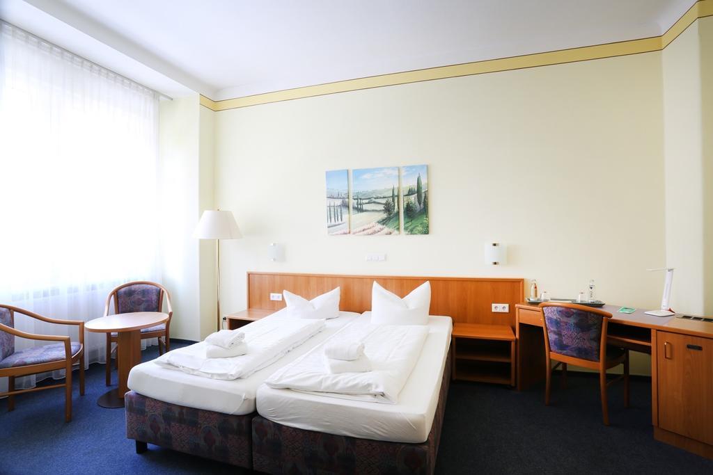 Central Hotel Gera Esterno foto